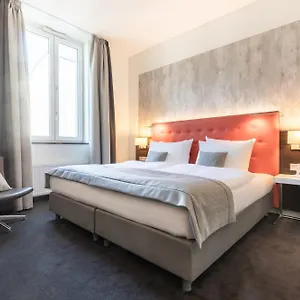 Hotel Garner - Mitte By Ihg, Berlino