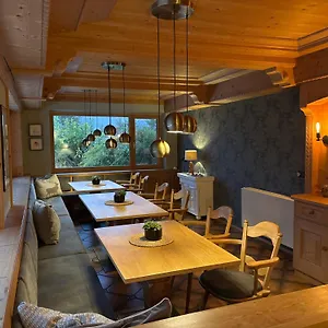 dreimaderlhaus-am-berg.com-bavaria.com/
