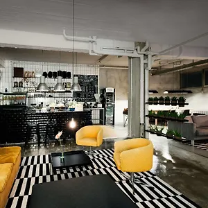 Wallyard Hostal